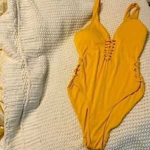 Tinibikini Swimwear, Size Medium